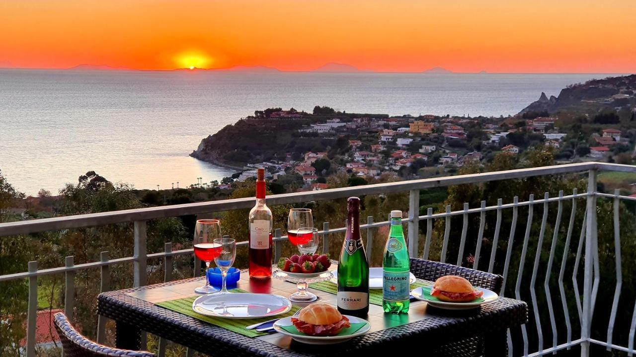 Naturamare Apartments - Piscina Idromassaggio Con Vista Mare Aperta Fino Alle Ore 22-00 Capo Vaticano Ngoại thất bức ảnh