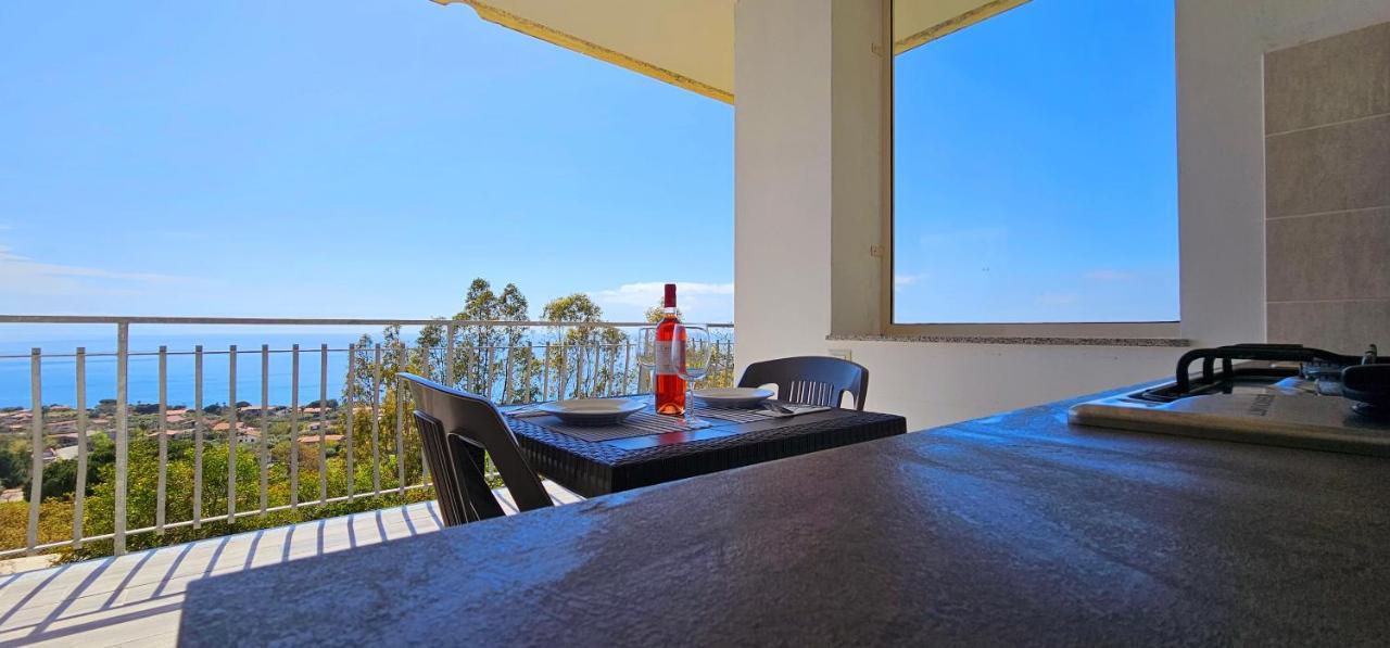 Naturamare Apartments - Piscina Idromassaggio Con Vista Mare Aperta Fino Alle Ore 22-00 Capo Vaticano Ngoại thất bức ảnh